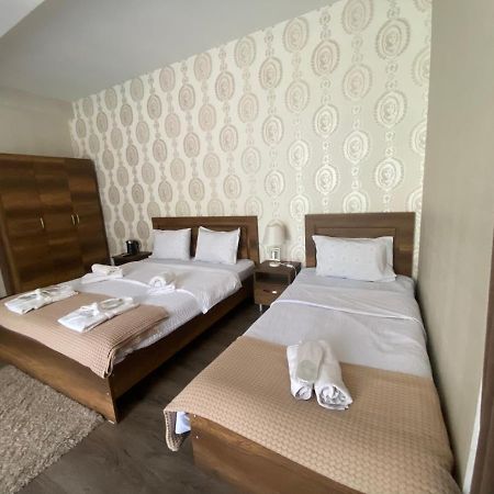 Borjomi Central Hotel Bagian luar foto