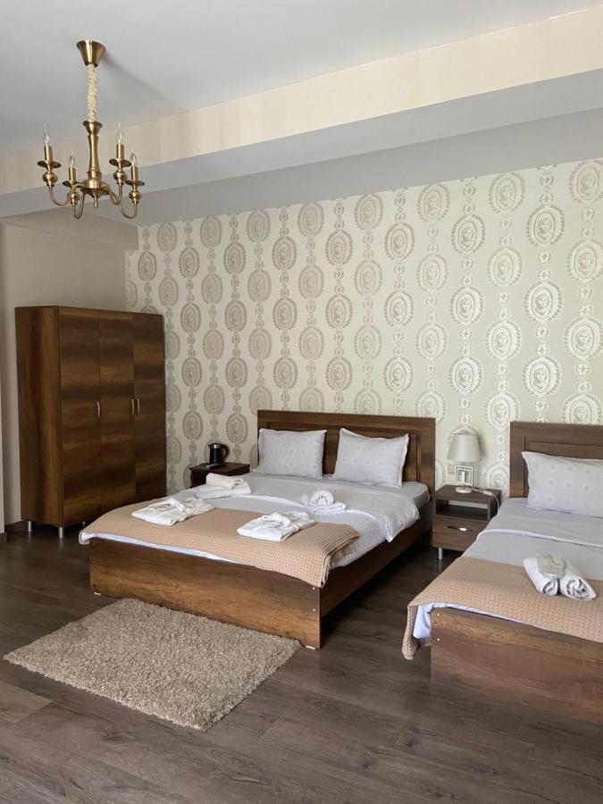 Borjomi Central Hotel Bagian luar foto