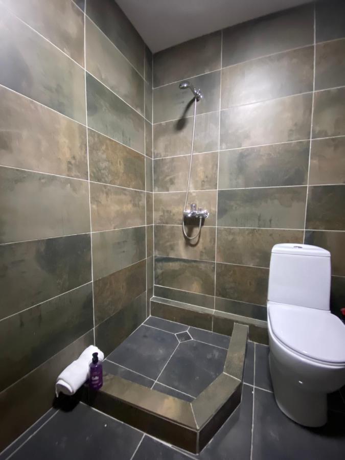 Borjomi Central Hotel Bagian luar foto