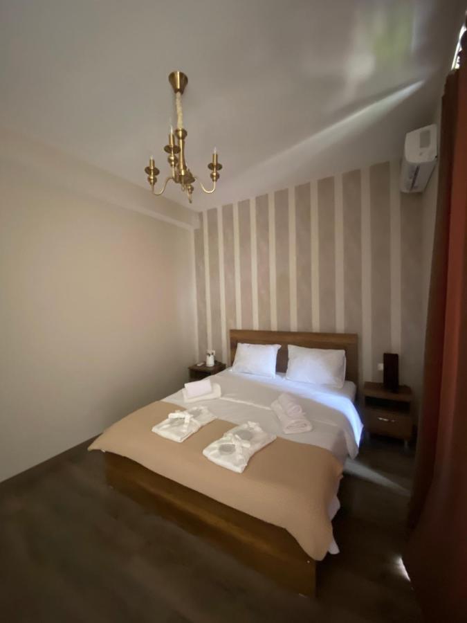 Borjomi Central Hotel Bagian luar foto