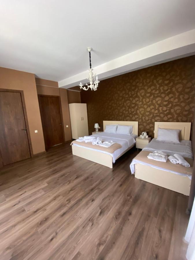 Borjomi Central Hotel Bagian luar foto