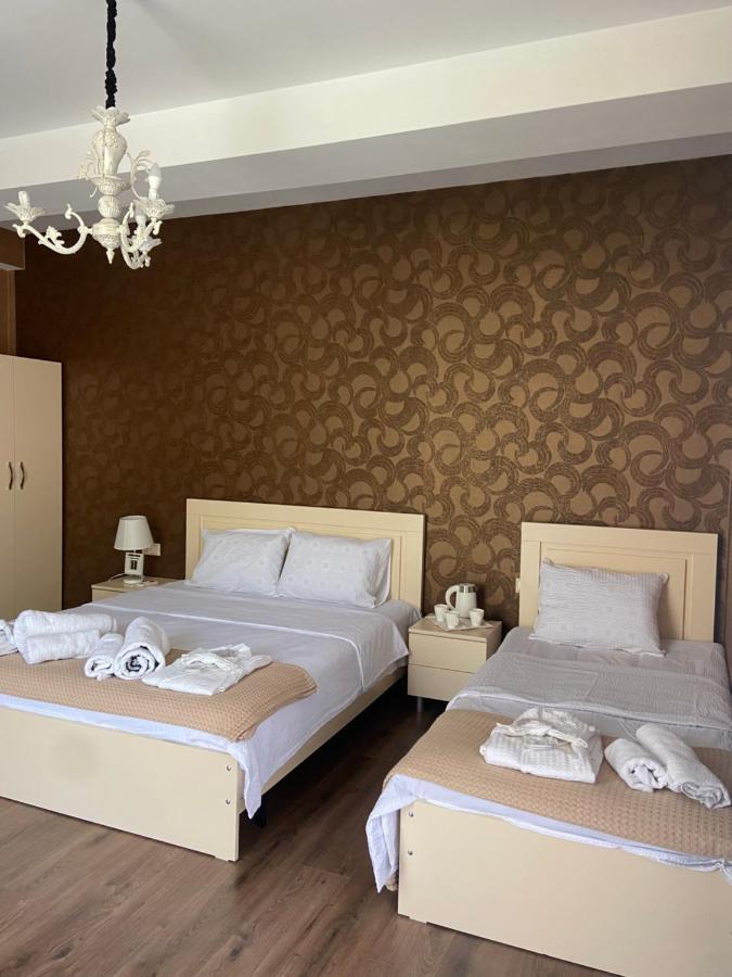 Borjomi Central Hotel Bagian luar foto
