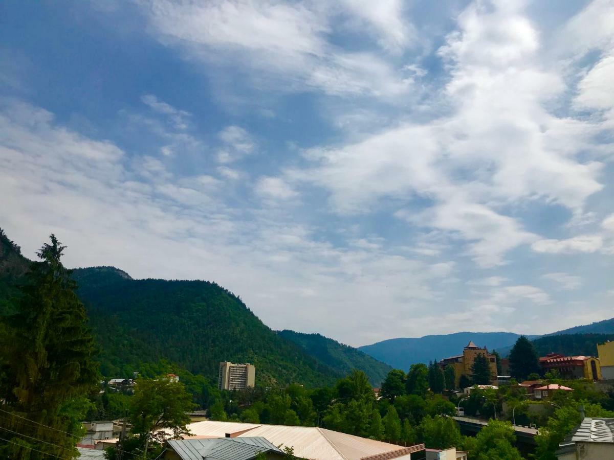 Borjomi Central Hotel Bagian luar foto